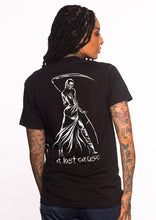 Load image into Gallery viewer, Beautiful Bf Death Tee
